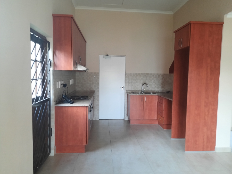 To Let 2 Bedroom Property for Rent in Buh Rein Estate Western Cape